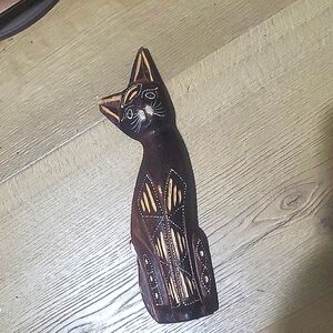Artistic‎ Wooden Cat Sculpture